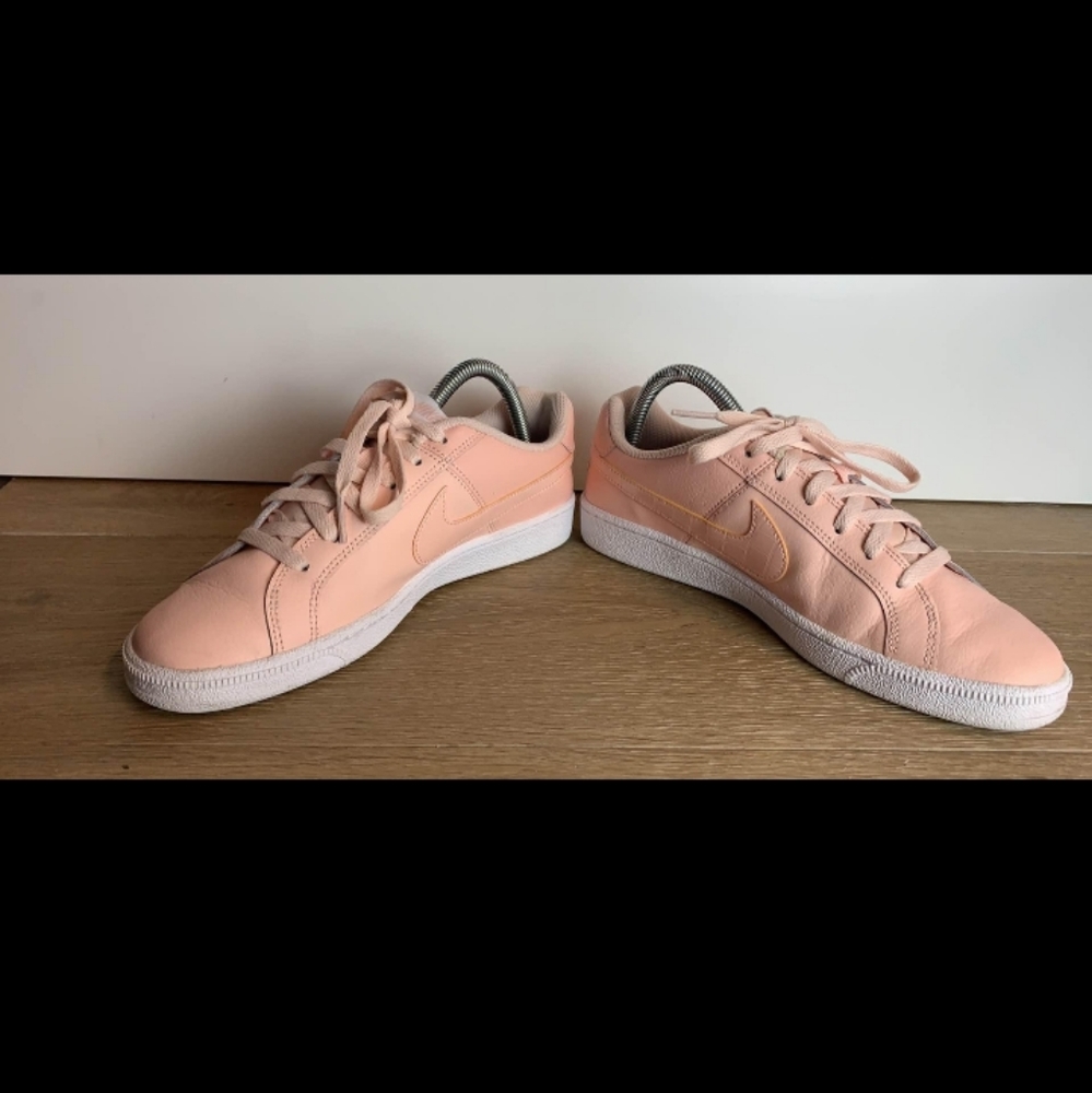 Nike ☆ Sneakers - Picture 2 of 7